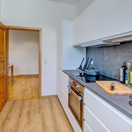 Kaza Guesthouse, Centrally Located 2 & 3 Bedroom Apartments In Аугсбург Екстериор снимка
