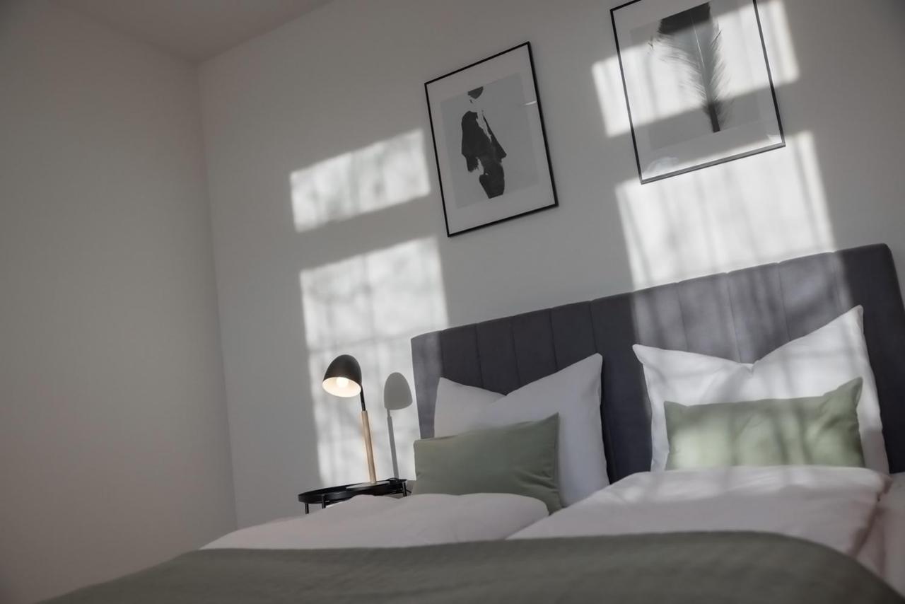 Kaza Guesthouse, Centrally Located 2 & 3 Bedroom Apartments In Аугсбург Екстериор снимка